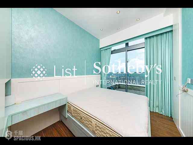 Tsuen Wan - The Dynasty 19