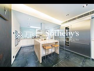 Chung Hom Kok - Bauhinia Gardens 23