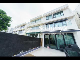 Chung Hom Kok - Bauhinia Gardens 28