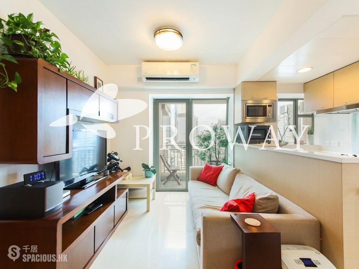 Wan Chai - The Zenith 01