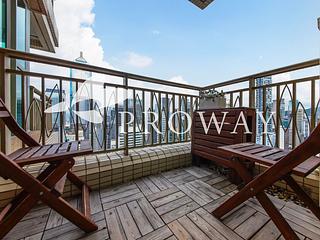 Wan Chai - The Zenith 03