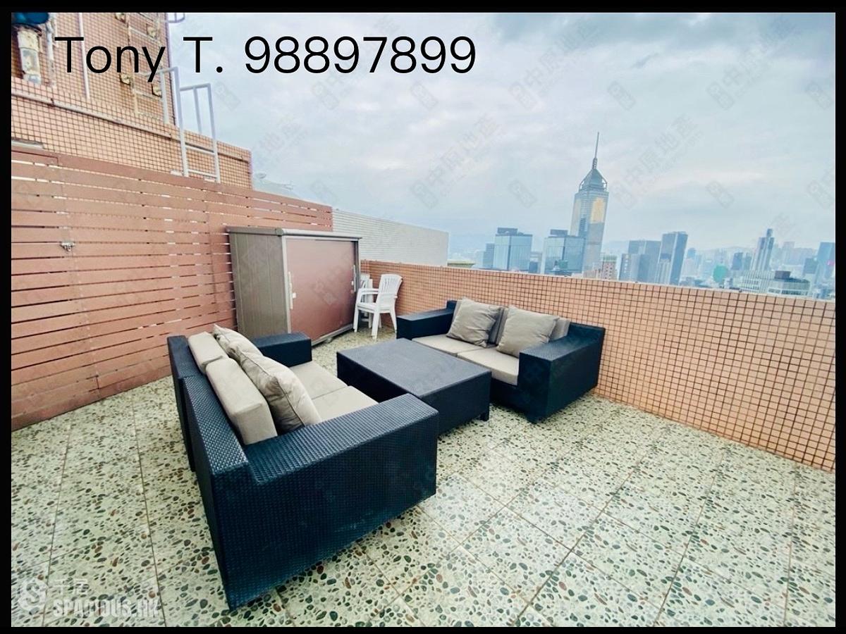 Wan Chai - Royal Court 01
