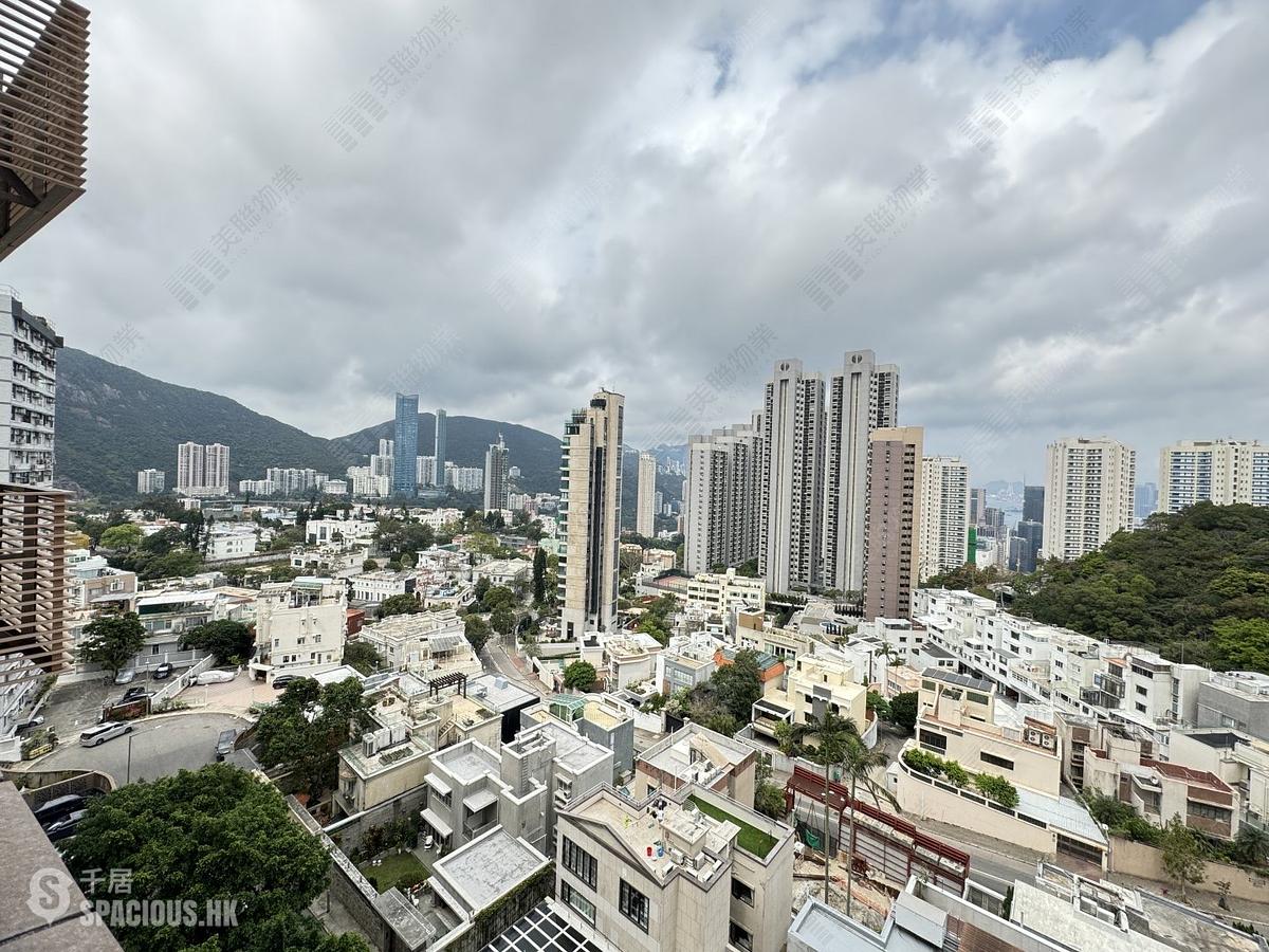 Jardines Lookout - Butler Towers 01