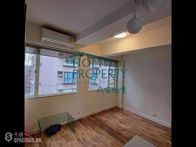 Poho - 43-45, Square Street 06