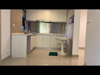 Pok Fu Lam - Chi Fu Fa Yuen Phase 2 Fu Wah Yuen (Block H10) 02