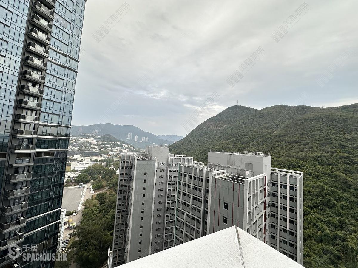 Wong Chuk Hang - The Southside Phase 1 Southland Tower 1A 01