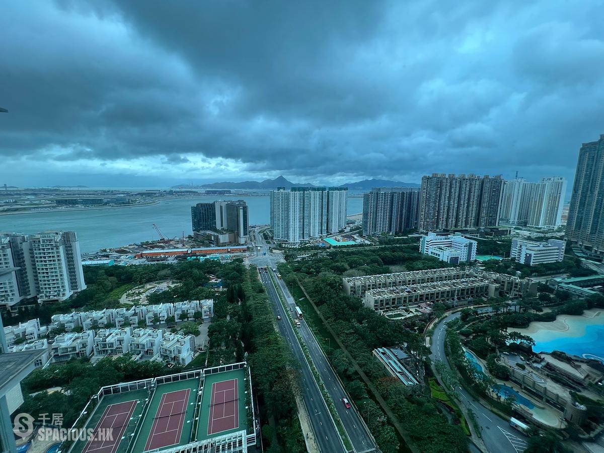 Tung Chung - Coastal Skyline Phase 1 Block 2 01