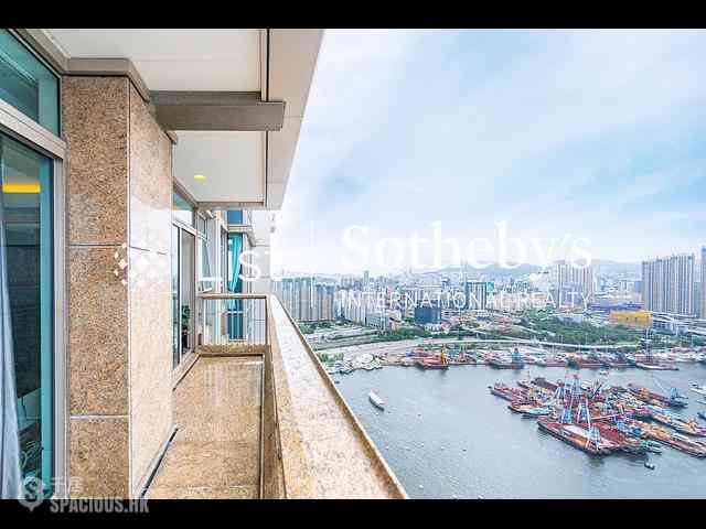Tai Kok Tsui - One Silversea 01