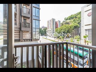 Shau Kei Wan - Island Garden 05