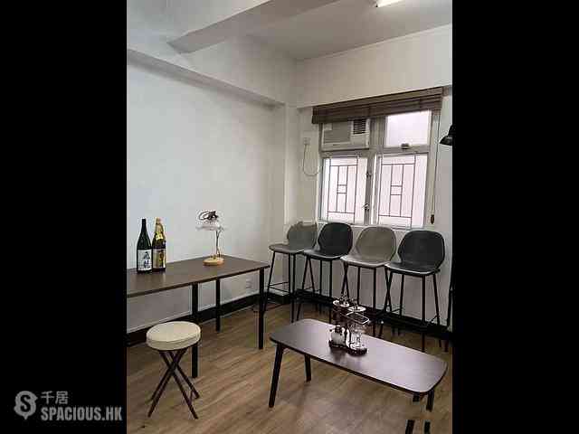 Wan Chai - 40-42, Cross Street 01