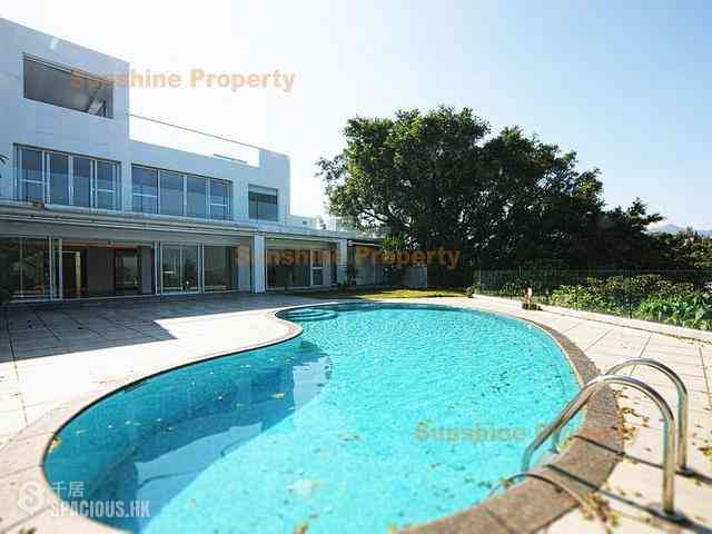 Clear Water Bay - Bayside Villas 01