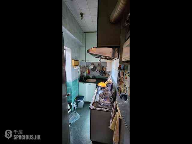 Stanley - Yu King House 05
