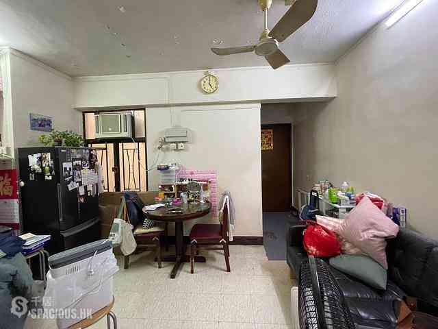Shek Tong Tsui - On Lok Mansion 01