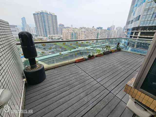 West Kowloon - Sorrento Phase 1 04