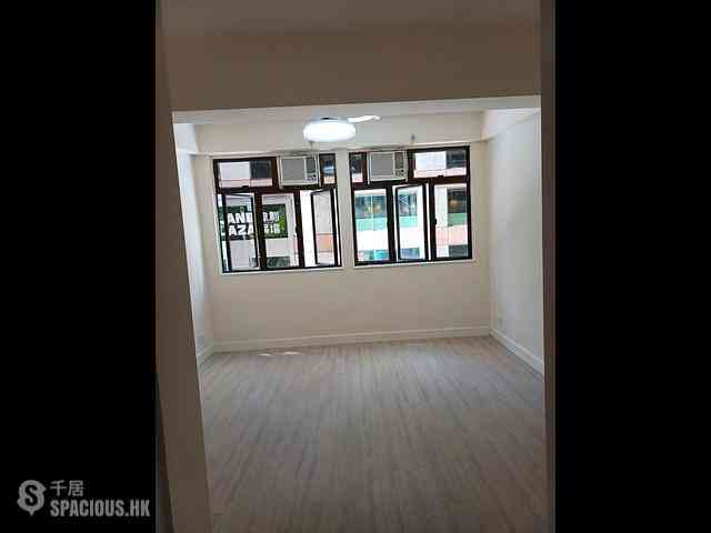 Sheung Wan - 363, Queen's Road Central 01