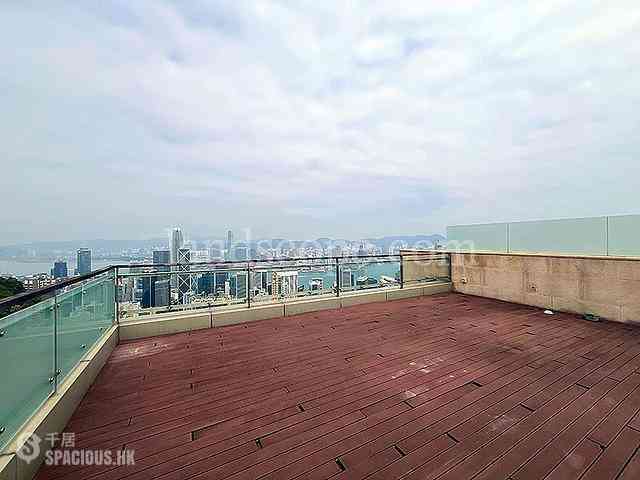 The Peak - Sky Court 02