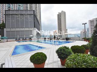 Mid Levels Central - Clovelly Court 02