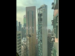 Sheung Wan - Queen's Terrace 02