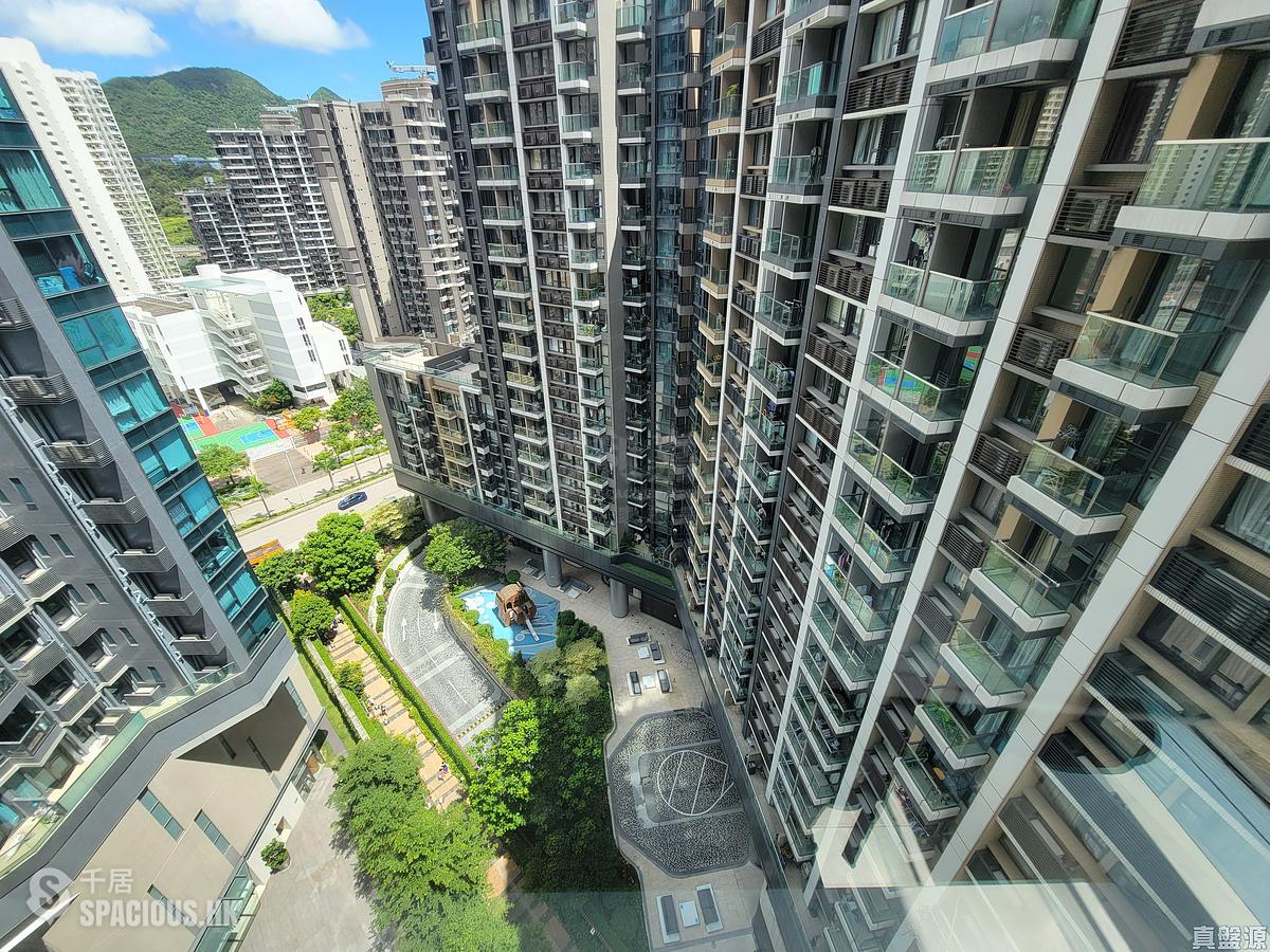 Tseung Kwan O - Twin Peaks 01