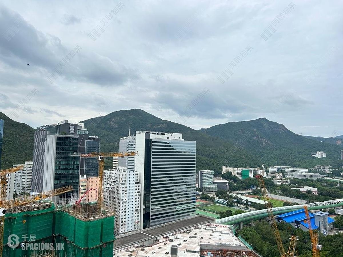 Wong Chuk Hang - The Southside Phase 2 La Marina Tower 2B 01