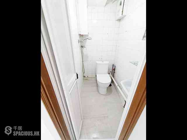 Wan Chai - Sun Hey Mansion 02
