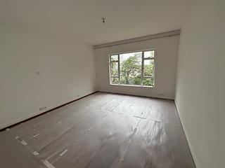 The Peak - Strawberry Hill 11