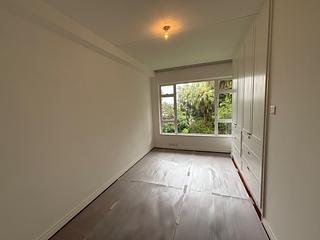 The Peak - Strawberry Hill 16