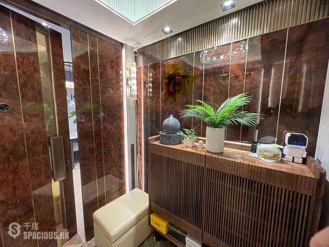 Fortress Hill - Harbour Glory Block 5 06