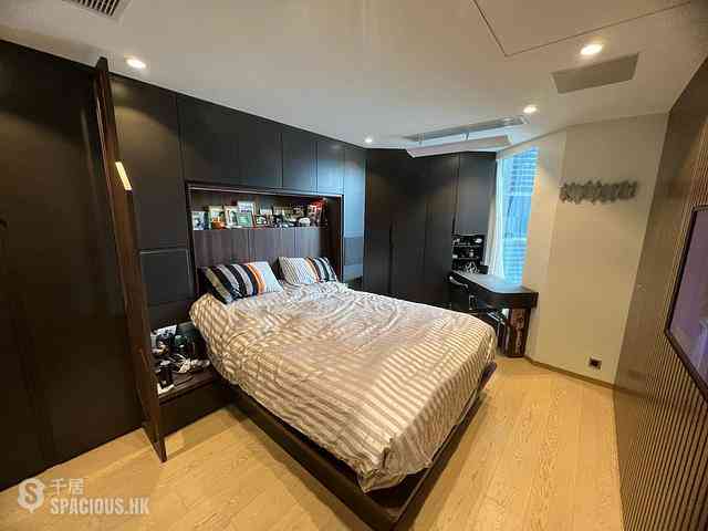 Fortress Hill - Harbour Glory Block 5 15