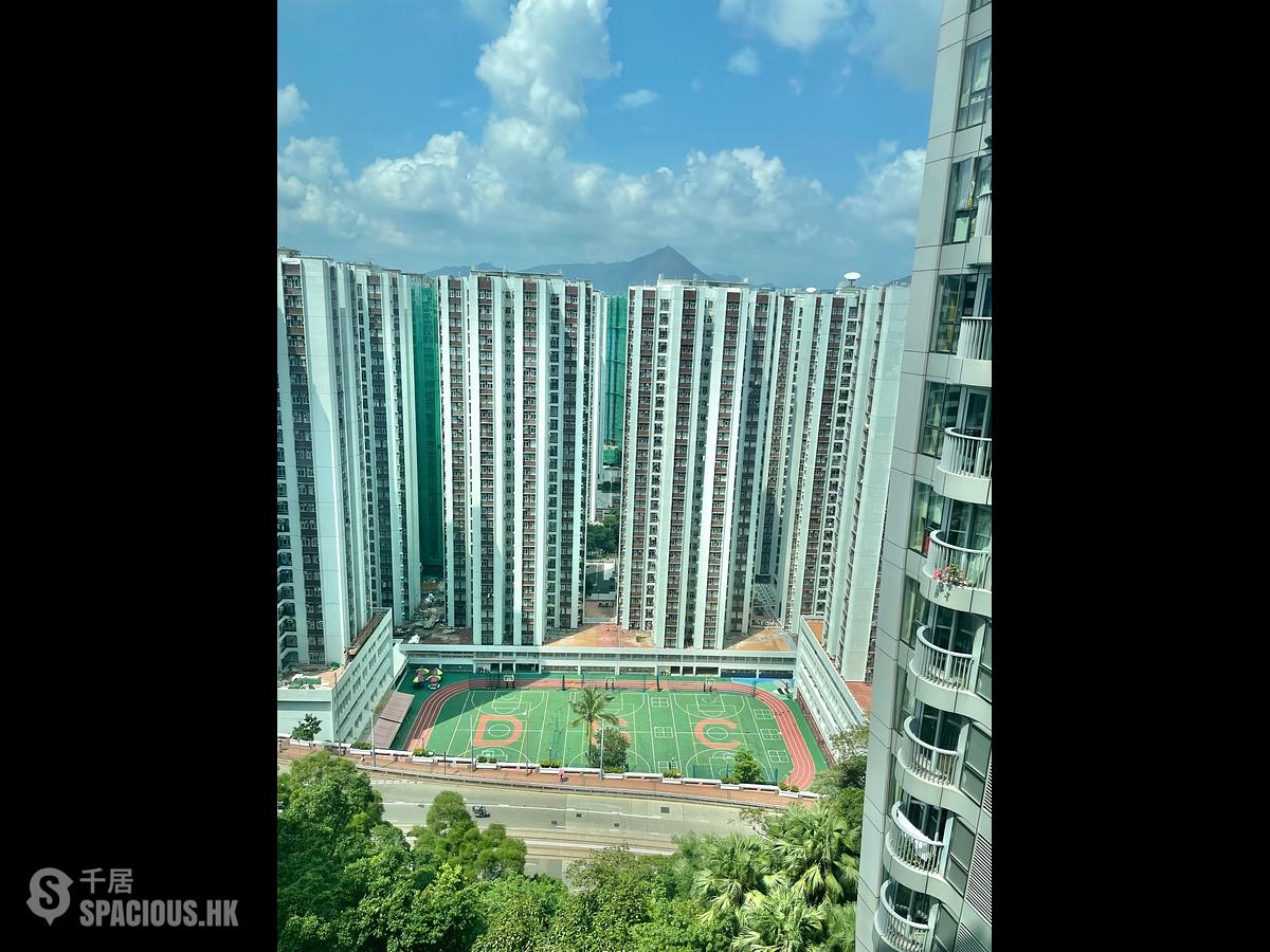 Quarry Bay - The Floridian 01