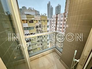 Tai Kok Tsui - L・Living 23 04