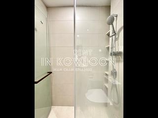 Tai Kok Tsui - L・Living 23 08