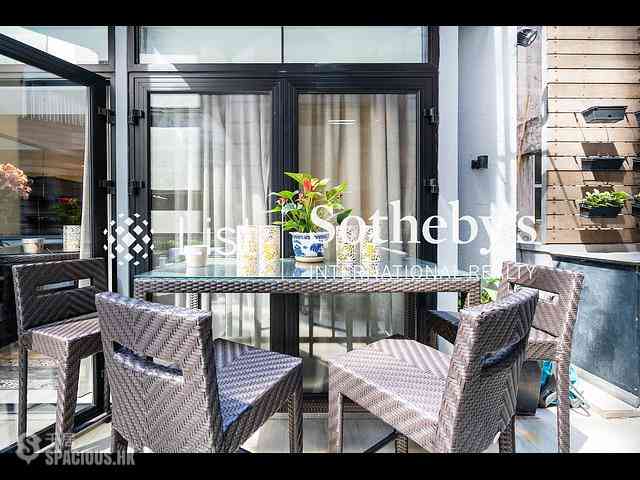 Sheung Wan - Mandarin Building (J Plus) 07