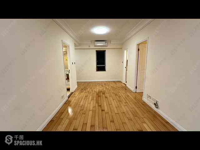 Tung Chung - Seaview Crescent Block 3 01