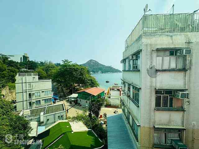 Stanley - 14-16, Stanley Main Street 03