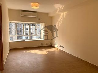 Sai Ying Pun - Lechler Court 05