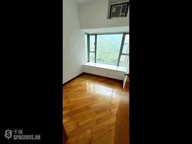 Tung Chung - Coastal Skyline Phase 1 Block 2 07