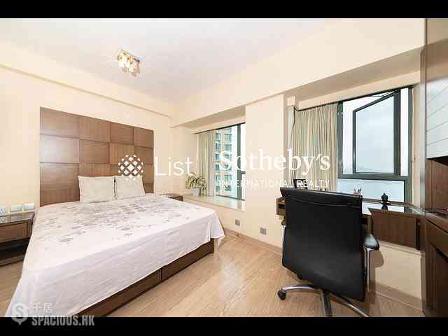 Siu Sai Wan - Island Resort 09