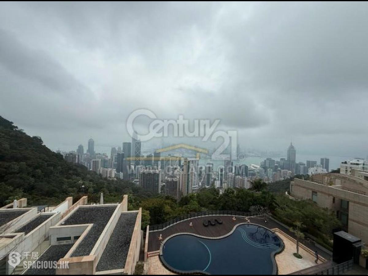 The Peak - Sky Court 01