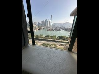 Tai Kok Tsui - Island Harbourview Block 9 05