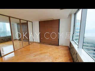 Wan Chai - Convention Plaza Apartments 05