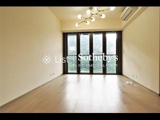Shau Kei Wan - Island Garden 02