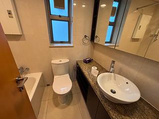 Wan Chai - The Zenith 05