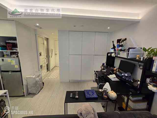 Sai Ying Pun - General Building 06