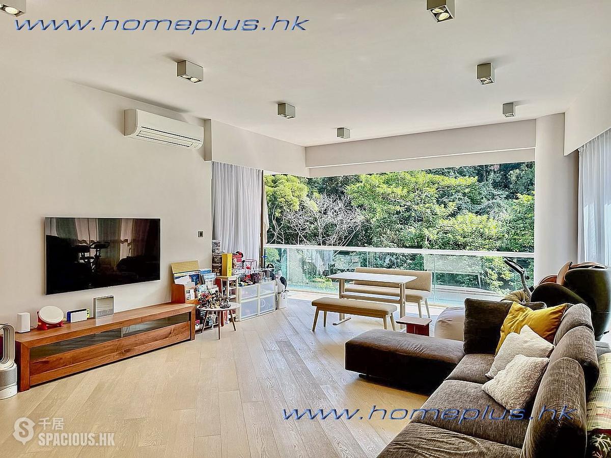 Clear Water Bay - Mount Pavilia 01