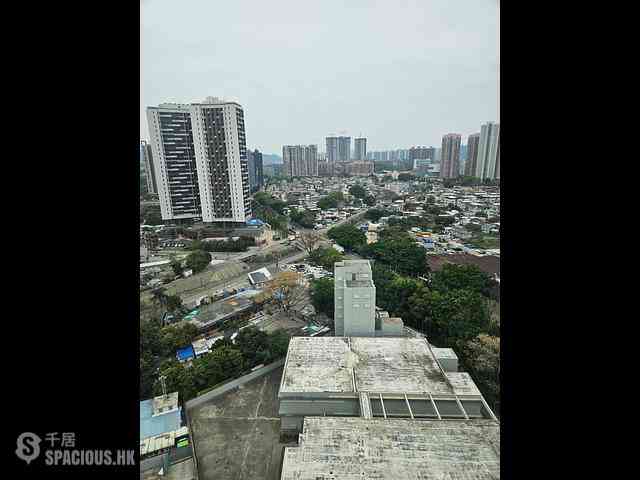 Yuen Long - The Brand 02