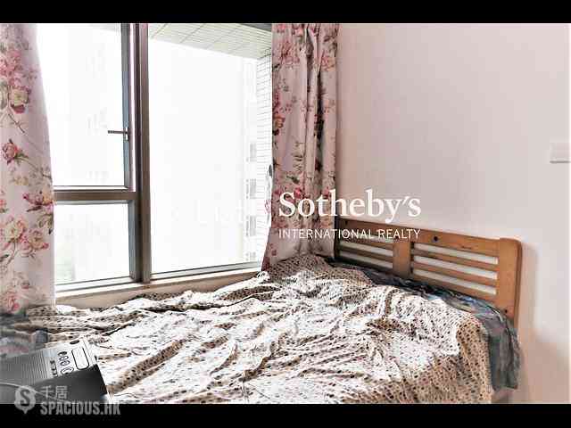 Hung Hom - La Lumiere 05
