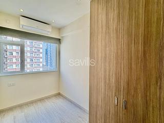 Wan Chai - Wai Lun Building 07