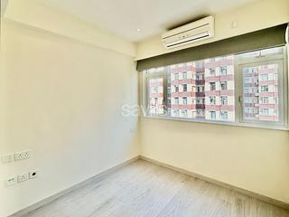 Wan Chai - Wai Lun Building 08