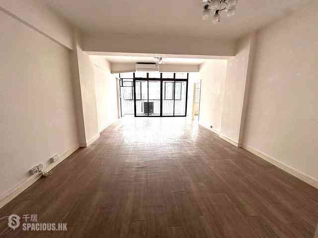 Tai Hang - 16-18, Tai Hang Road 01